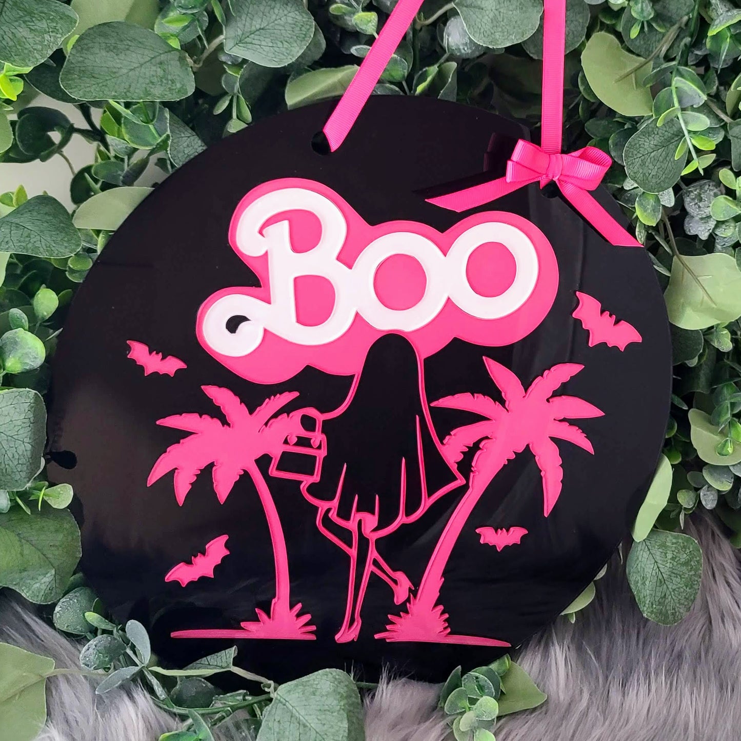 Round Halloween Welcome Sign - Boo Barbie